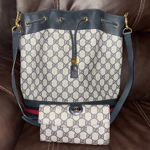 Gucci Handbags - Authentic Vintage Gucci Bucket Bag